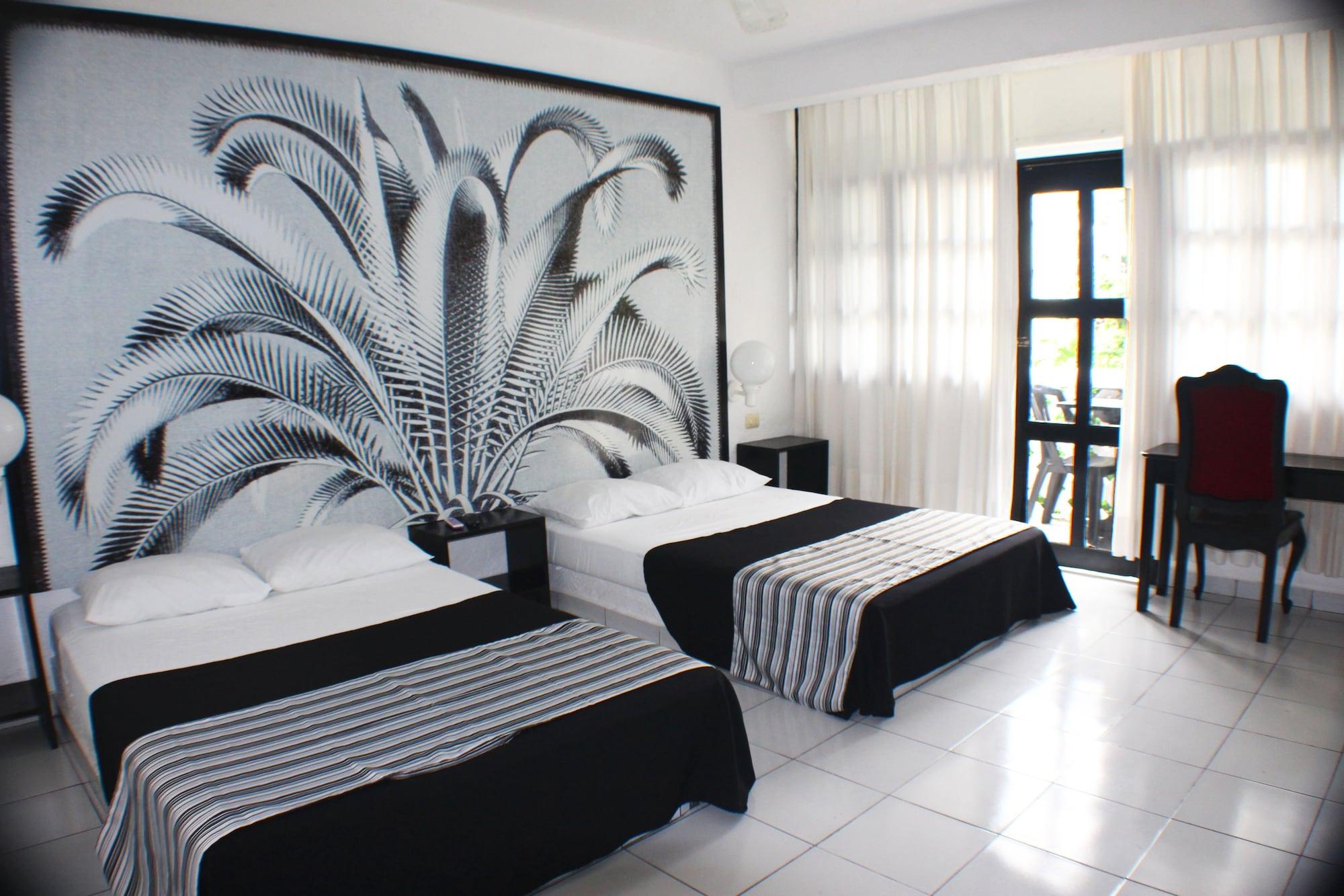 Maya Del Mar On Fifth Avenue Playa del Carmen Exterior photo